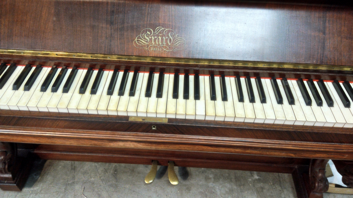 clic pour ouvrir dans un nouvel onglet piano droit Erard à acheter sur Montpellier